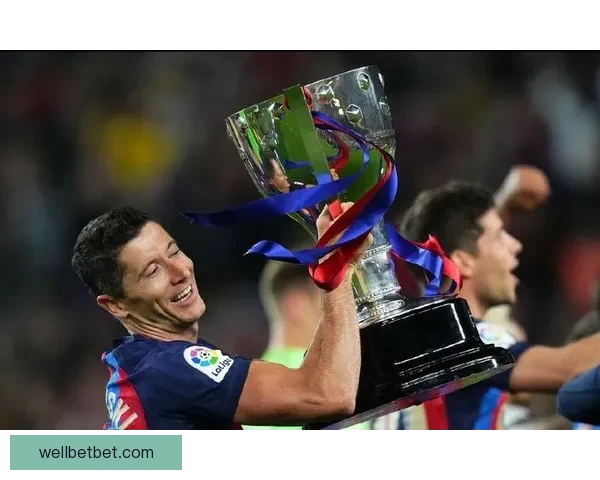 2025至2026赛季西甲第14轮巴萨三比一力克阿拉维斯展现争冠气势